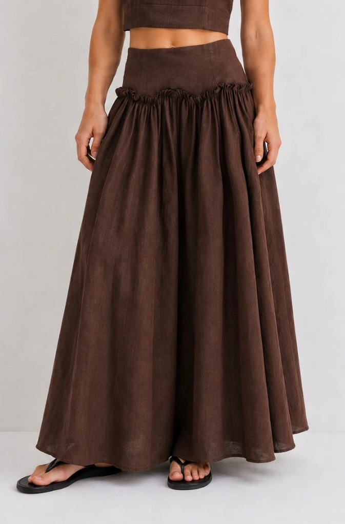 Chocoladebruine zomerset met top met strikbandjes en maxirok